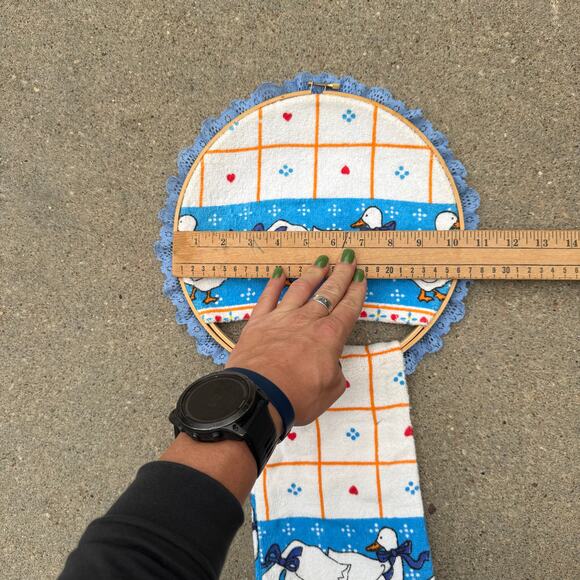 Vintage 90s Country Goose Kitchen Towel Holder and Towel Kitschy Nostalgia - Picture 2 of 4